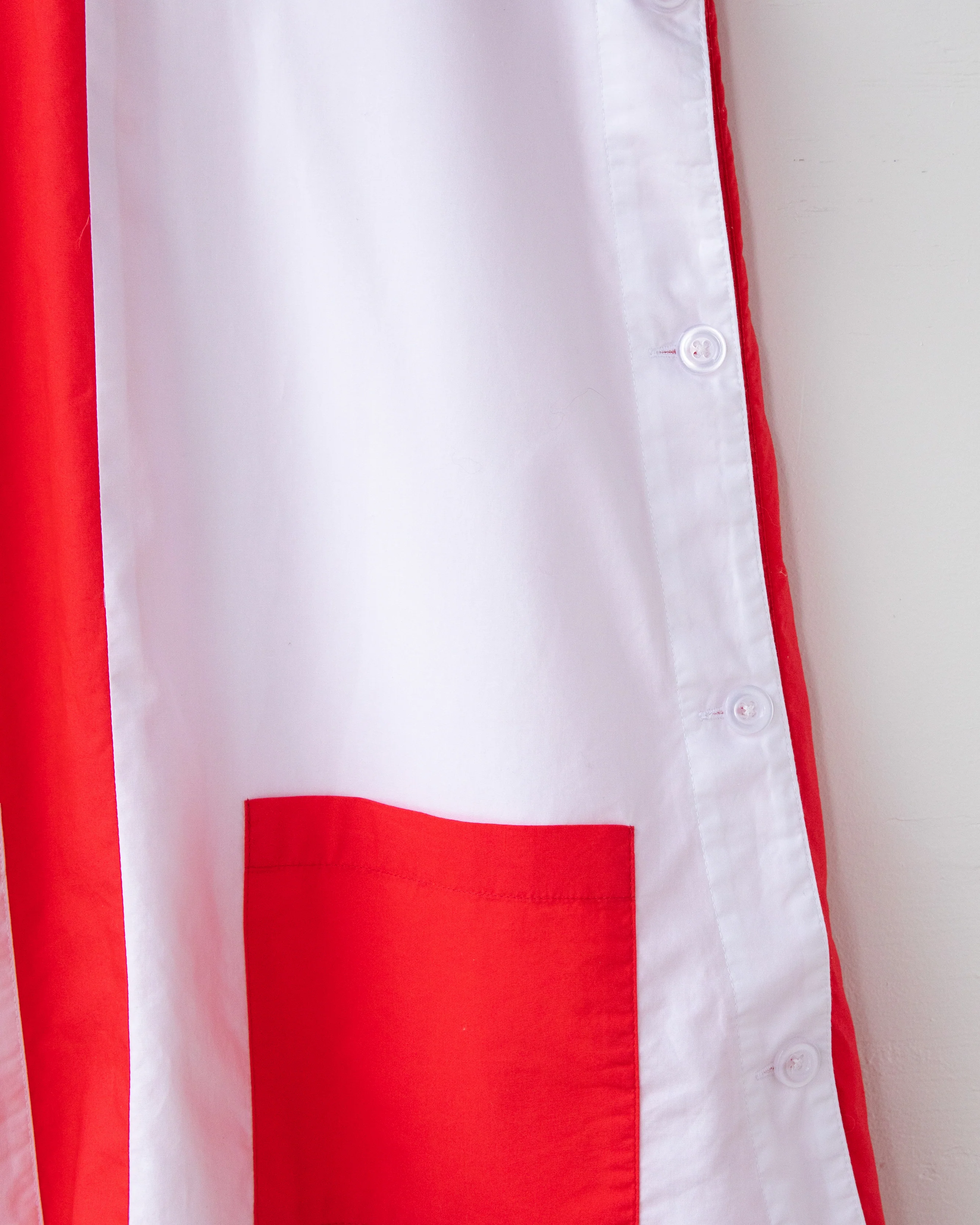 Two-Tone Smock (Red/White) - Image 8